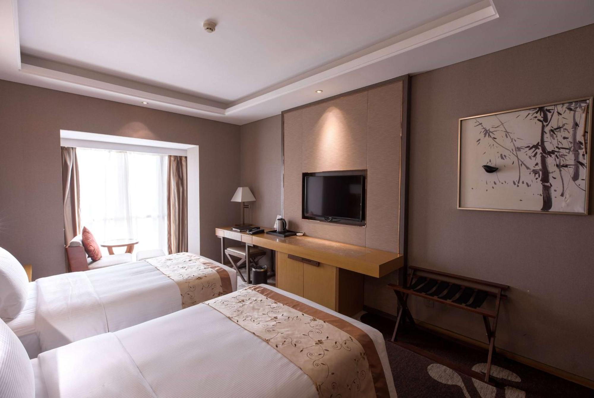 Hotel Ramada Plaza By Wyndham Fuzhou South Exterior foto