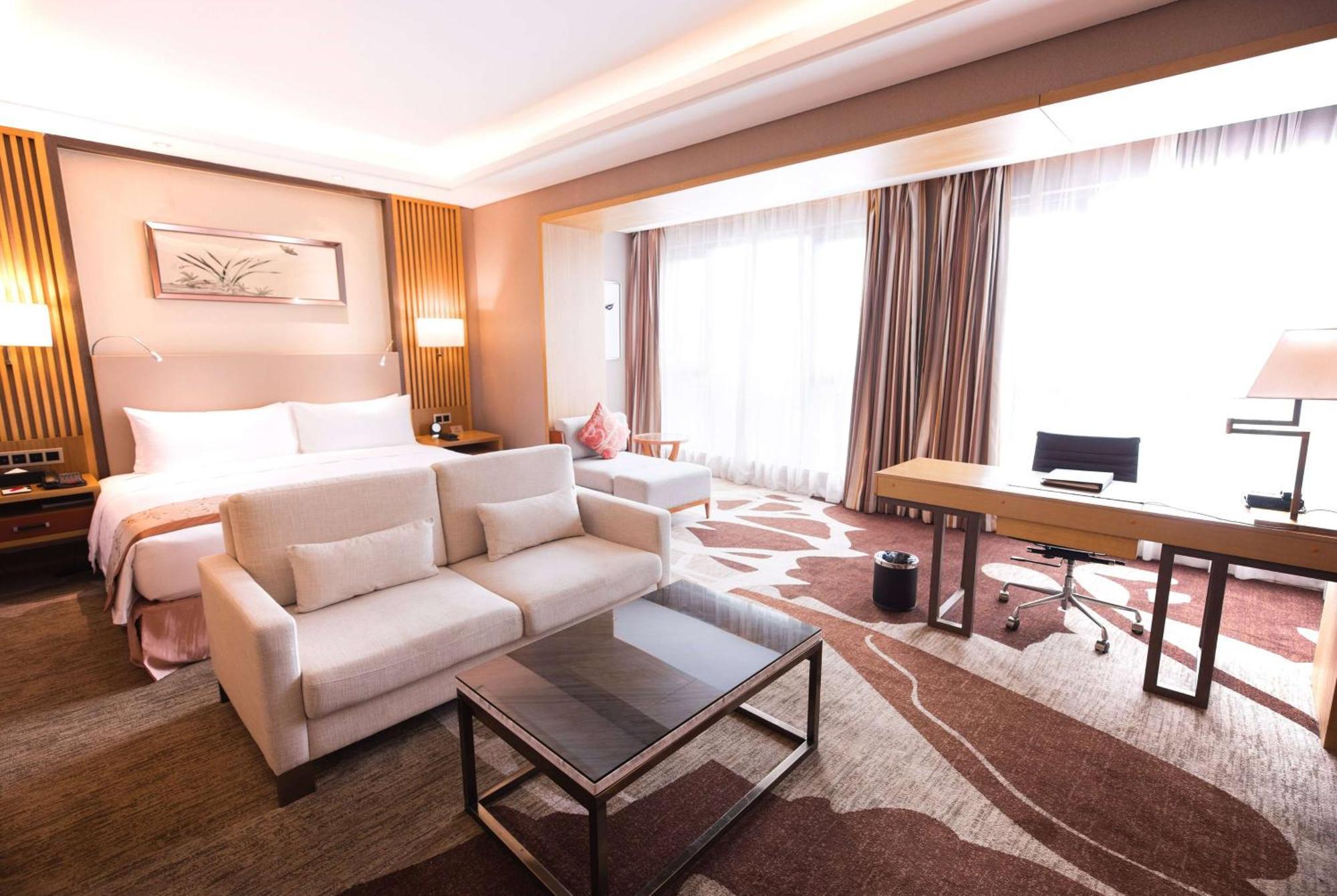 Hotel Ramada Plaza By Wyndham Fuzhou South Exterior foto